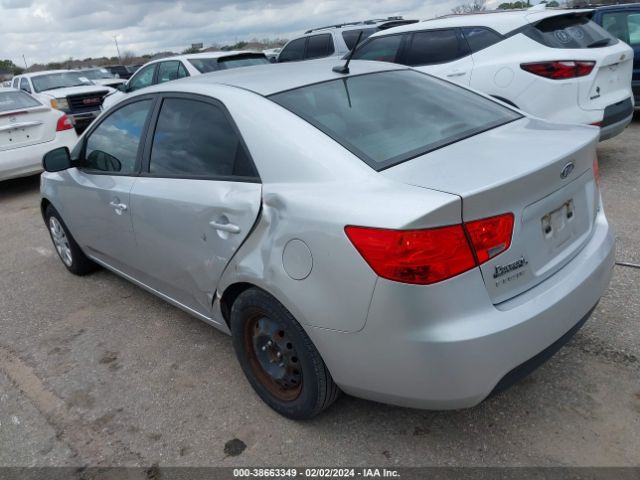 Photo 2 VIN: KNAFU4A2XD5654029 - KIA FORTE 