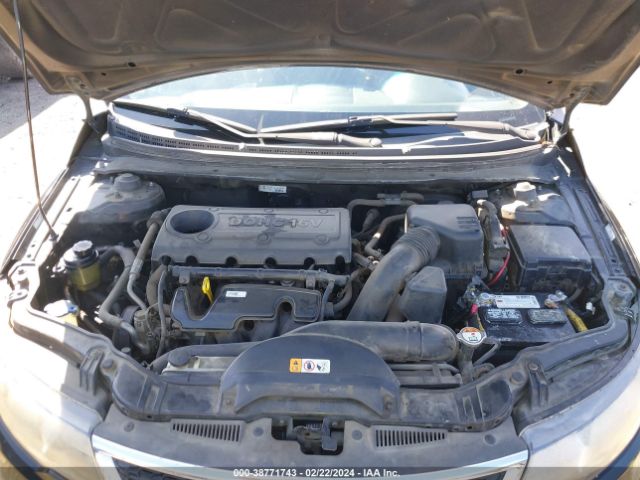 Photo 9 VIN: KNAFU4A2XD5655407 - KIA FORTE 