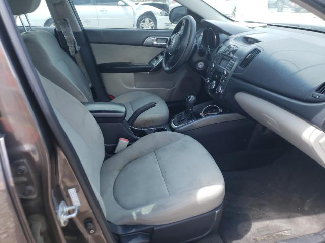 Photo 4 VIN: KNAFU4A2XD5694899 - KIA FORTE EX 