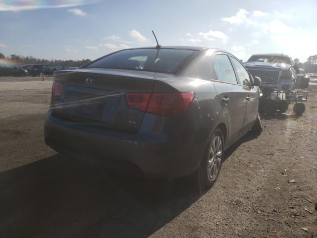 Photo 3 VIN: KNAFU4A2XD5705366 - KIA FORTE EX 