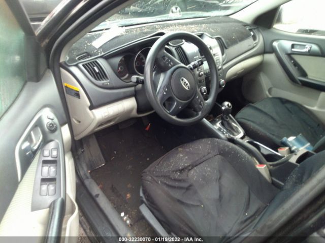 Photo 4 VIN: KNAFU4A2XD5717114 - KIA FORTE 