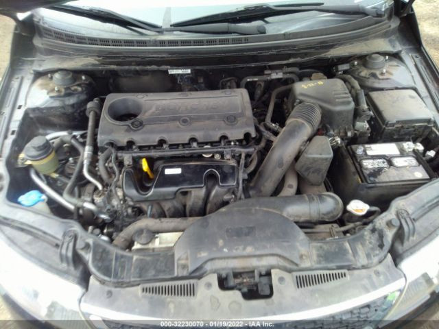 Photo 9 VIN: KNAFU4A2XD5717114 - KIA FORTE 