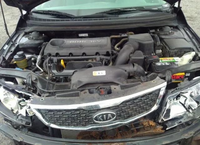 Photo 9 VIN: KNAFU4A2XD5717128 - KIA FORTE 