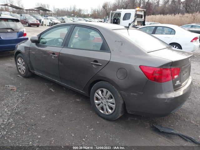 Photo 2 VIN: KNAFU4A2XD5729750 - KIA FORTE 