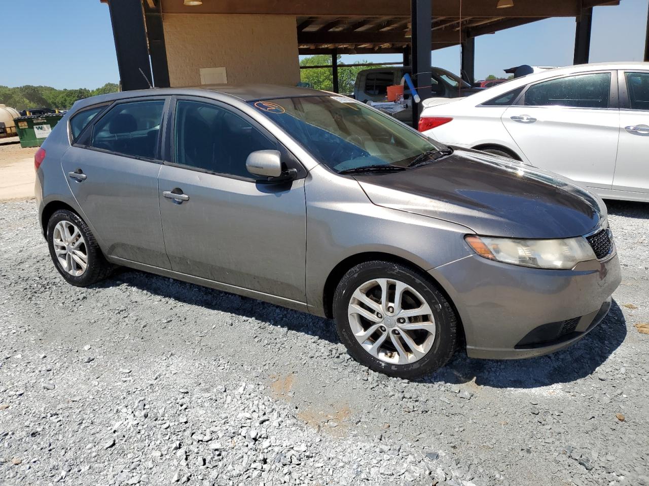 Photo 3 VIN: KNAFU5A20B5398986 - KIA FORTE 