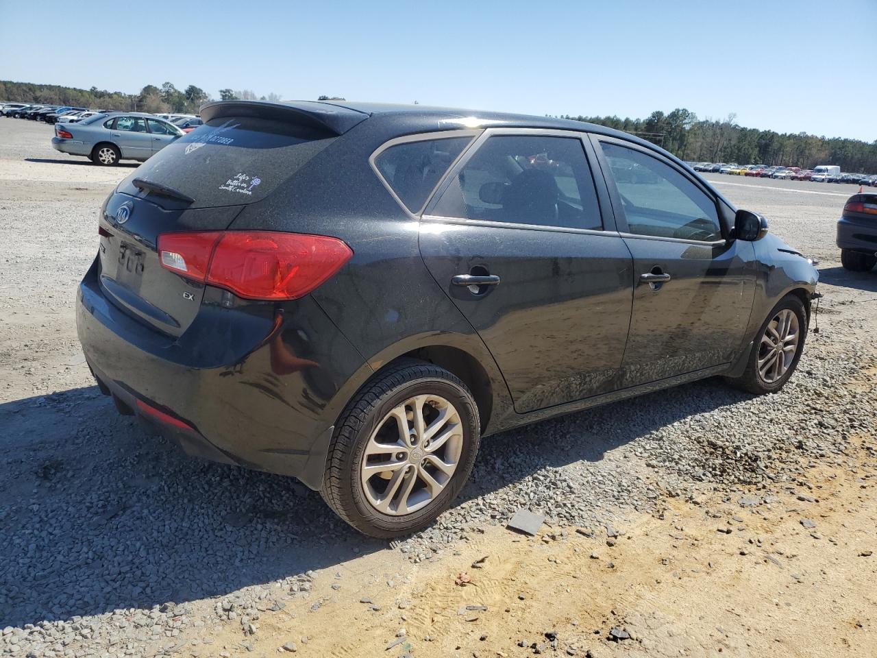 Photo 2 VIN: KNAFU5A20C5481450 - KIA FORTE 