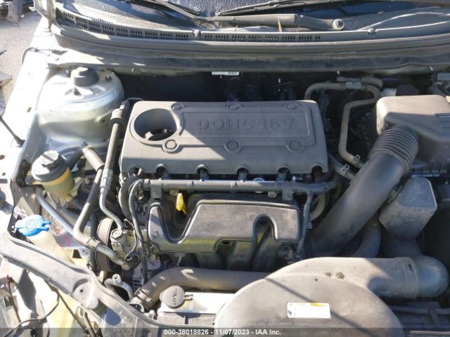 Photo 9 VIN: KNAFU5A20C5597067 - KIA FORTE 