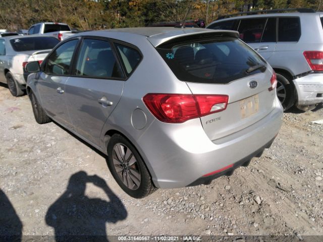 Photo 2 VIN: KNAFU5A20D5683383 - KIA FORTE 5-DOOR 