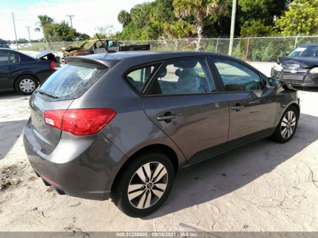 Photo 3 VIN: KNAFU5A20D5689653 - KIA FORTE 5-DOOR 