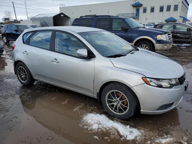 Photo 3 VIN: KNAFU5A20D5695825 - KIA FORTE 