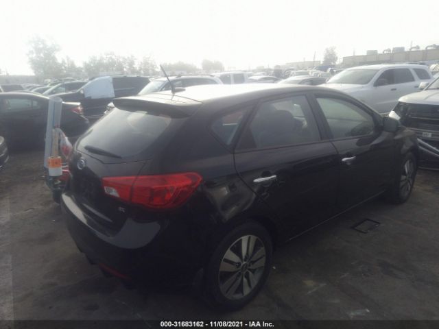 Photo 3 VIN: KNAFU5A20D5727379 - KIA FORTE 5-DOOR 