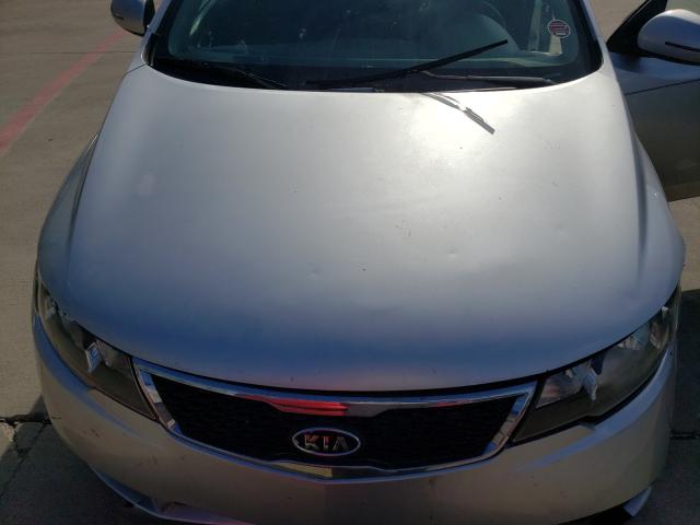 Photo 6 VIN: KNAFU5A20D5729357 - KIA FORTE EX 