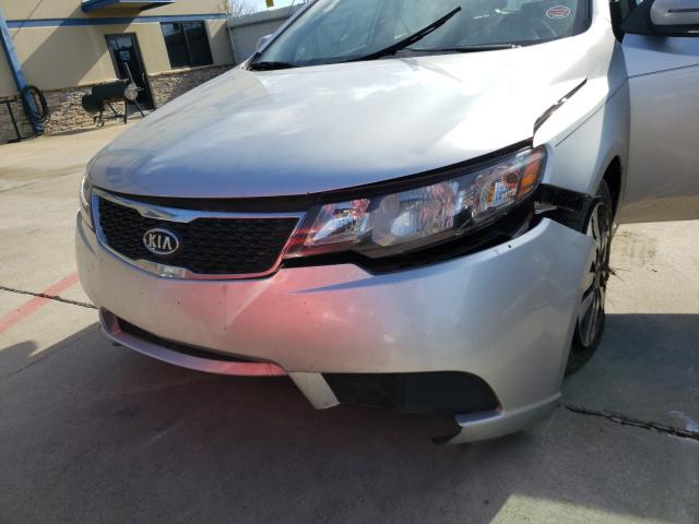 Photo 8 VIN: KNAFU5A20D5729357 - KIA FORTE EX 