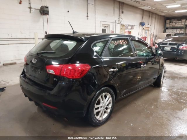 Photo 3 VIN: KNAFU5A21B5433907 - KIA FORTE 