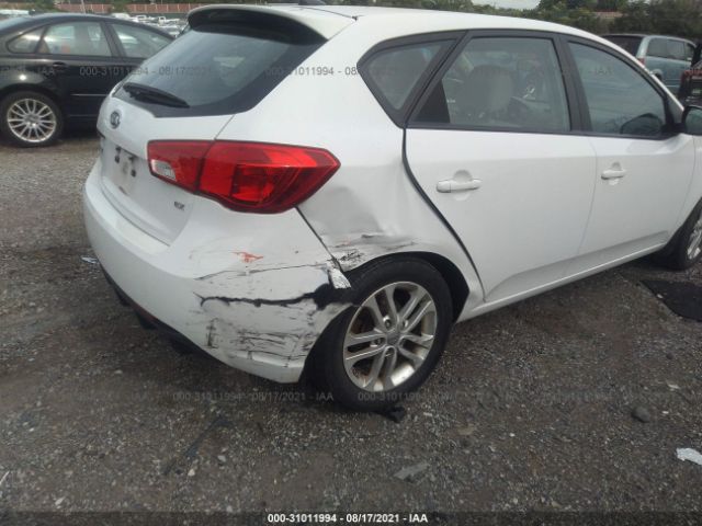 Photo 5 VIN: KNAFU5A21C5573795 - KIA FORTE 5-DOOR 