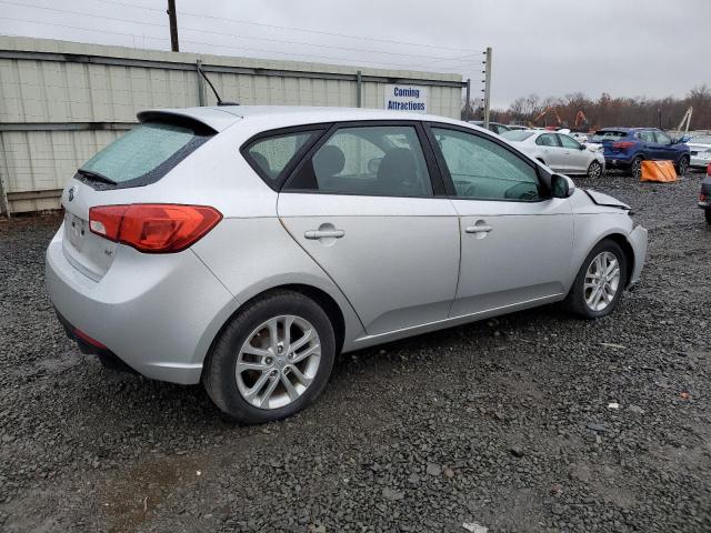 Photo 2 VIN: KNAFU5A22B5322685 - KIA FORTE EX 