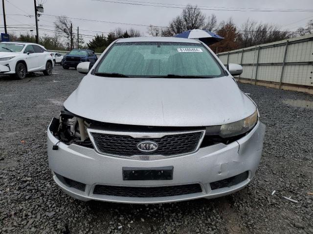 Photo 4 VIN: KNAFU5A22B5322685 - KIA FORTE EX 