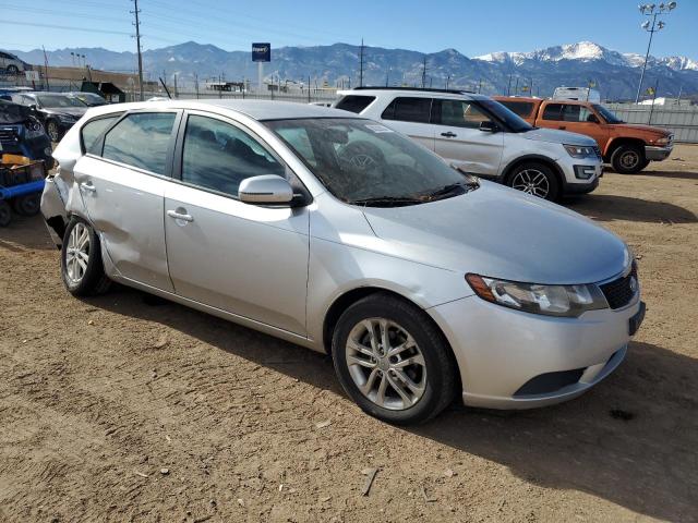 Photo 3 VIN: KNAFU5A22B5376004 - KIA FORTE EX 