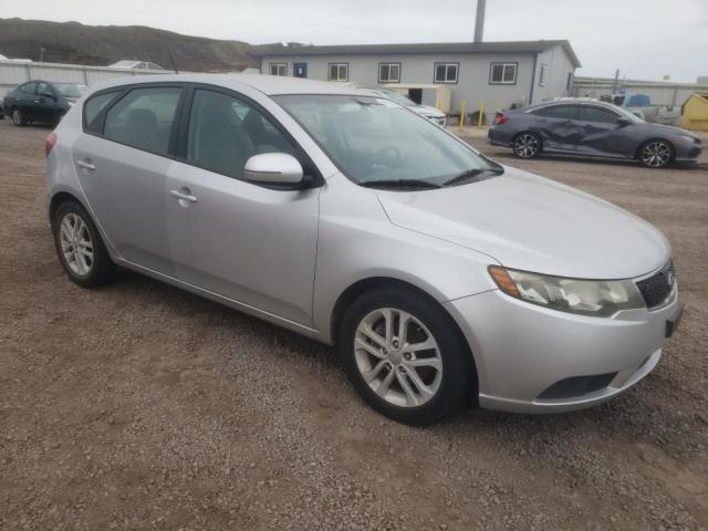 Photo 3 VIN: KNAFU5A22C5570713 - KIA FORTE 