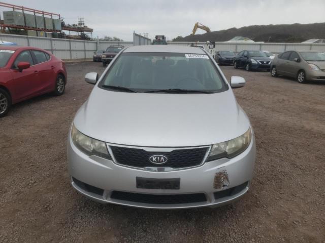 Photo 4 VIN: KNAFU5A22C5570713 - KIA FORTE 