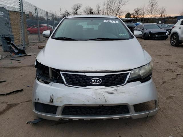 Photo 4 VIN: KNAFU5A22C5577547 - KIA FORTE 