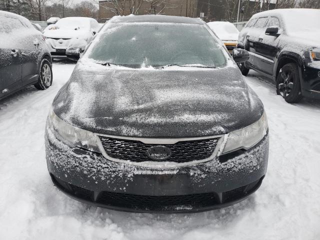 Photo 4 VIN: KNAFU5A23D5657439 - KIA FORTE 