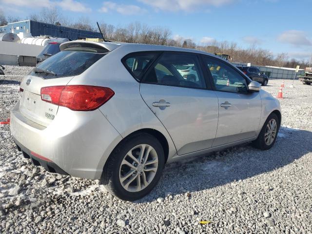 Photo 2 VIN: KNAFU5A24B5324146 - KIA FORTE EX 