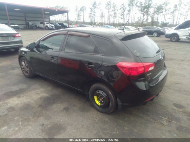 Photo 2 VIN: KNAFU5A24C5597394 - KIA FORTE 5-DOOR 