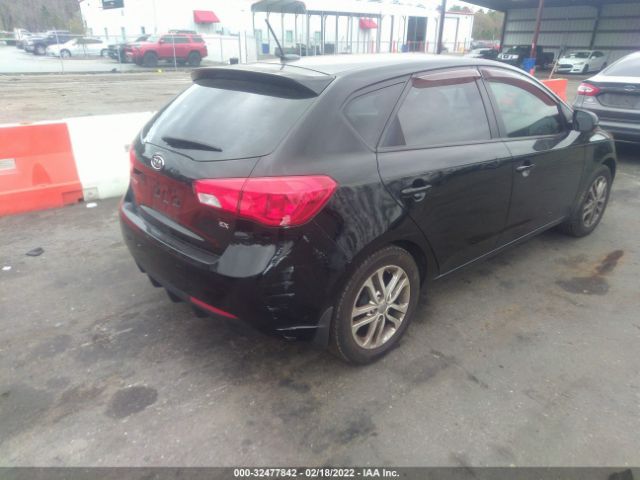 Photo 5 VIN: KNAFU5A24C5597394 - KIA FORTE 5-DOOR 