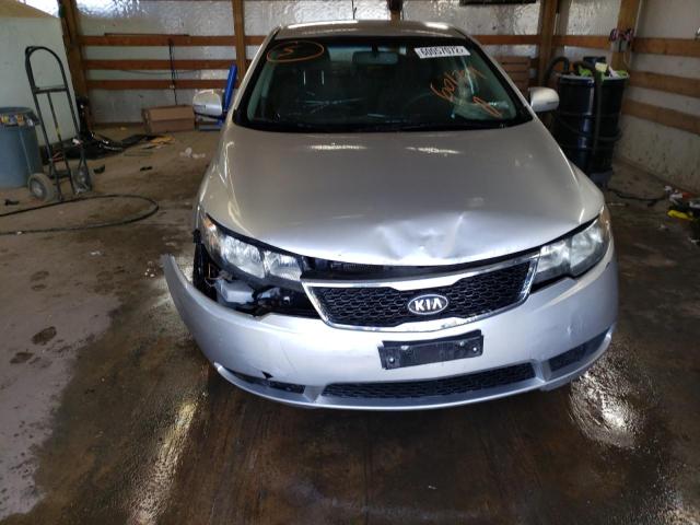 Photo 8 VIN: KNAFU5A24C5601721 - KIA FORTE EX 