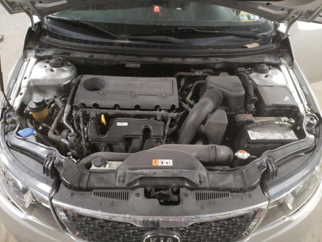 Photo 6 VIN: KNAFU5A24D5686514 - KIA FORTE EX 