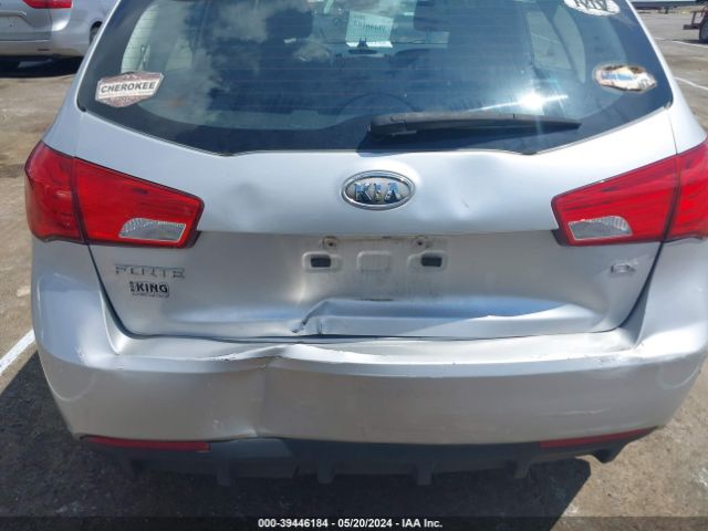 Photo 5 VIN: KNAFU5A24D5742788 - KIA FORTE 