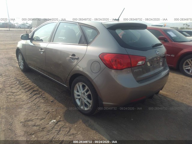 Photo 2 VIN: KNAFU5A25B5381746 - KIA FORTE 5-DOOR 