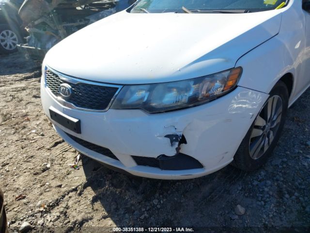 Photo 5 VIN: KNAFU5A25D5693150 - KIA FORTE 