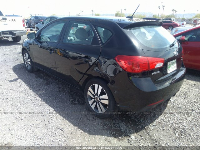 Photo 2 VIN: KNAFU5A26D5697529 - KIA FORTE 5-DOOR 