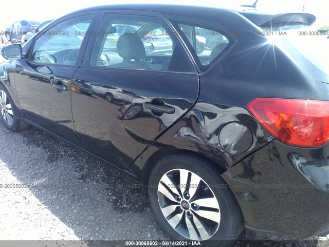 Photo 5 VIN: KNAFU5A26D5697529 - KIA FORTE 5-DOOR 