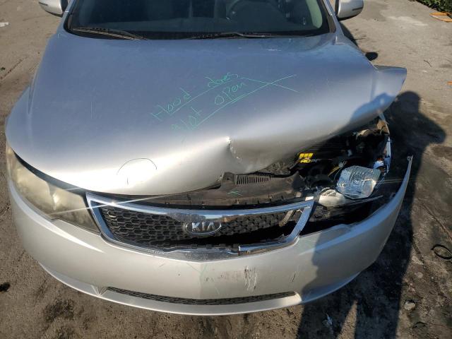 Photo 10 VIN: KNAFU5A27D5686264 - KIA FORTE 