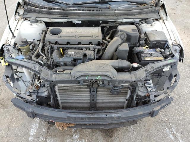 Photo 10 VIN: KNAFU5A27D5728609 - KIA FORTE 