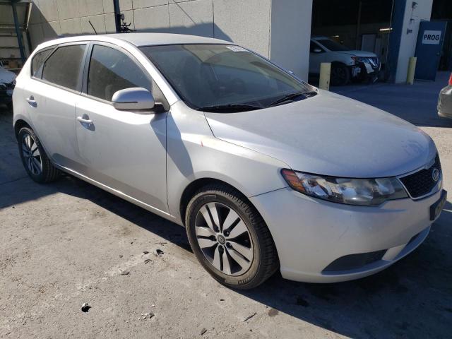 Photo 3 VIN: KNAFU5A27D5742302 - KIA FORTE EX 