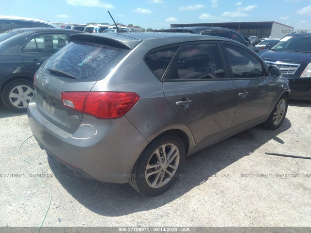 Photo 3 VIN: KNAFU5A28B5398668 - KIA FORTE 5-DOOR 