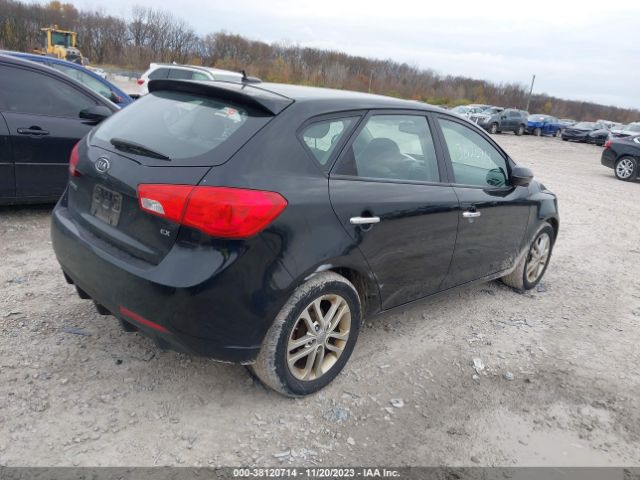 Photo 3 VIN: KNAFU5A28B5424119 - KIA FORTE 