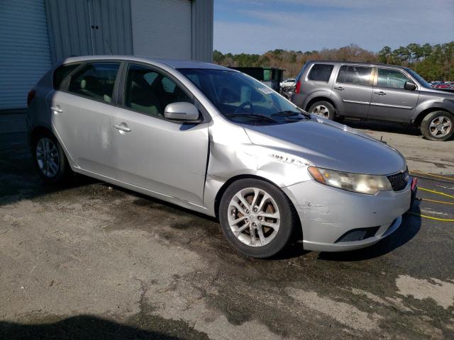 Photo 3 VIN: KNAFU5A28C5474746 - KIA FORTE EX 