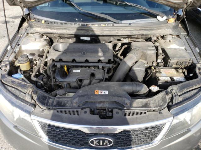 Photo 10 VIN: KNAFU5A28D5667125 - KIA FORTE 