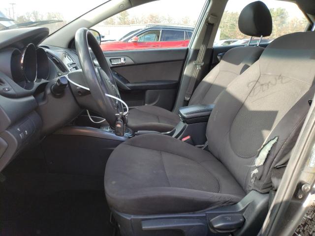 Photo 6 VIN: KNAFU5A28D5667125 - KIA FORTE 