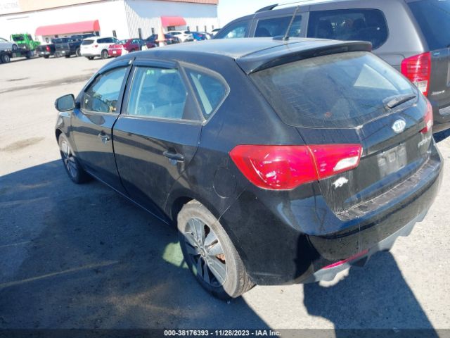 Photo 2 VIN: KNAFU5A28D5673121 - KIA FORTE 