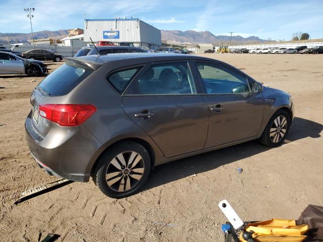 Photo 2 VIN: KNAFU5A28D5745936 - KIA FORTE EX 