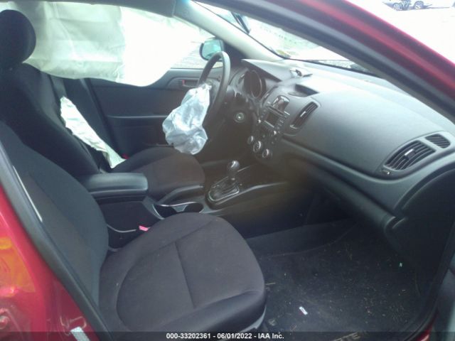 Photo 4 VIN: KNAFU5A29B5328953 - KIA FORTE 5-DOOR 