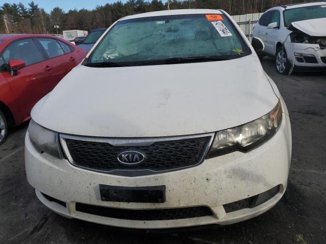 Photo 4 VIN: KNAFU5A29B5332436 - KIA FORTE 