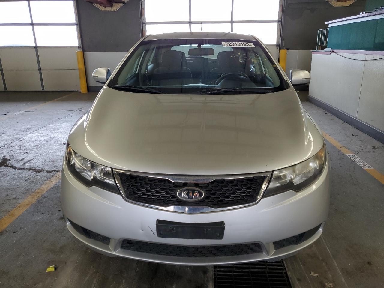 Photo 4 VIN: KNAFU5A29B5375951 - KIA FORTE 