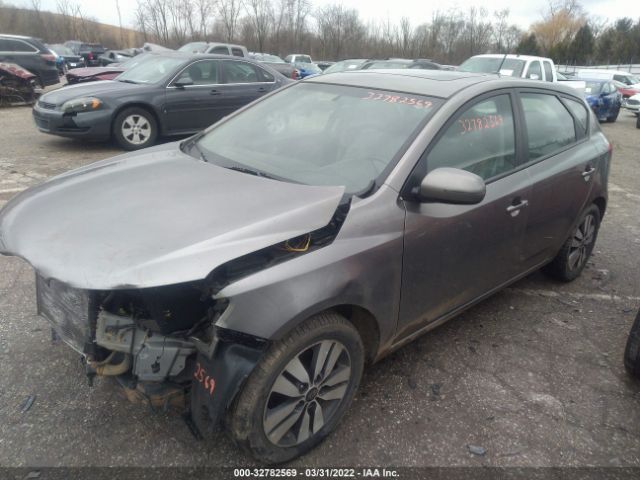 Photo 1 VIN: KNAFU5A29D5656876 - KIA FORTE 5-DOOR 